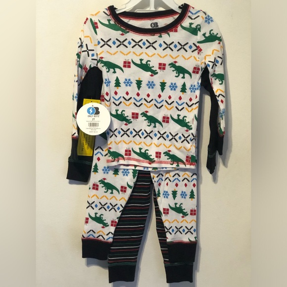 ONLY BOYS NWT 4 PIECES SLEEPWEAR TOP AND BOTTOM SIZE 2T MIX  AND MATCH - Picture 2 of 6